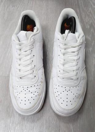 Женские кроссовки nike 4