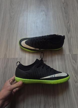 Футзалки чоловічі nike mercurial чорно-салатові