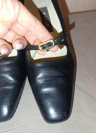 Классические кожаные туфли bally 4