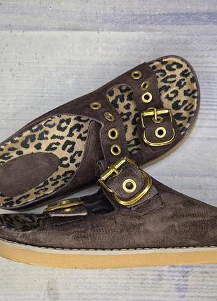 Шлепанцы river island