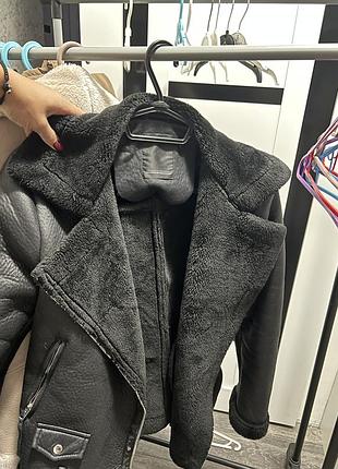 Продам дублянку тепла , класна 3