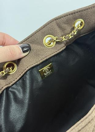 Bucket bag 8