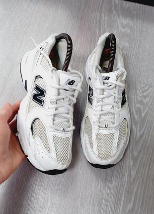 Женские кроссовки new balance