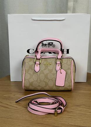 Шкіряна сумка з ремінцем через плече для жінки від coach жіноча сумка крос боді 20х14х11 см коуч