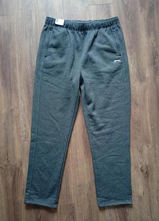 Брендові спортивні штани slazenger.