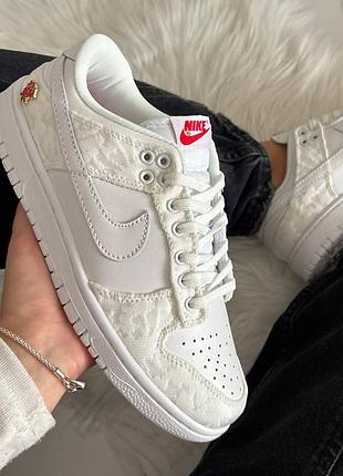 Nike dunk low give her flowers 2