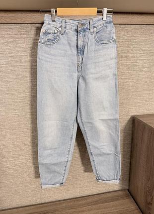 Джинси жіночі levi's mom блакитні