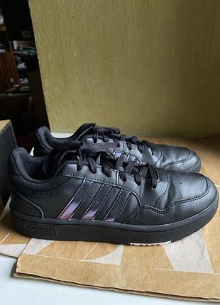Кроссовки adidas 39,5 размер 2