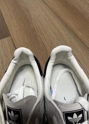 Кросівки від adidas samba 3