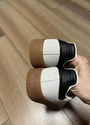 Кросівки від adidas samba 4