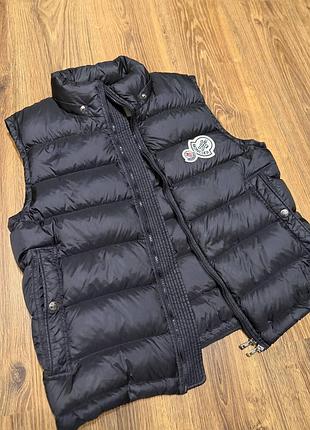 Оригінальна жилетка moncler