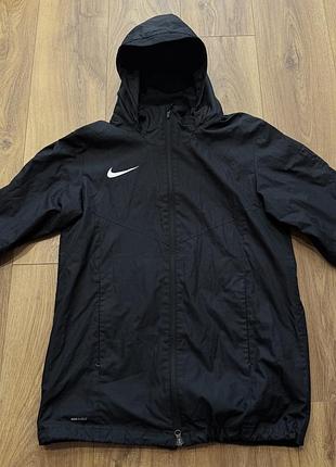 Вітровка чоловіча nike shield з капюшоном, чорна