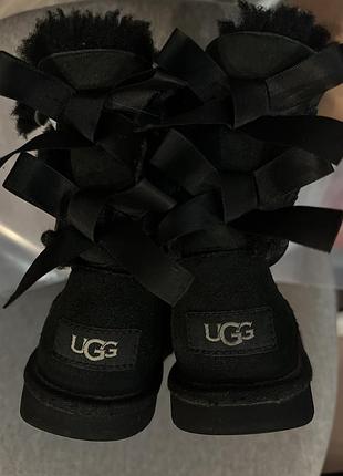 Уггі для дітей ugg bailey bow ii чорні, 31 розмір, довжина устілки 19,5 см