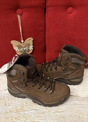 Кожаные фирменные ботинки lowa gore-tex 41р.