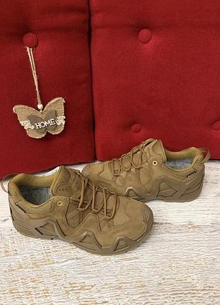Шкіряні фірмові кросівки lowa gore-tex 41р.