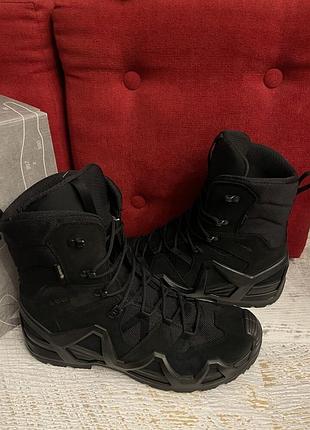 Кожаные фирменные ботинки lowa gore-tex 40р.