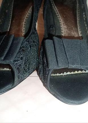Продам женские ажурные туфли jasper conran 6