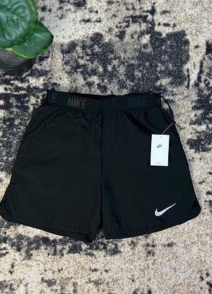 Нові шорти nike