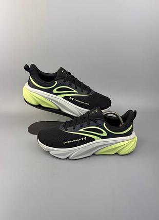 Чоловічі бігові кросівки under armour charged+ rogue 6 "black / lumos lime / pitch gray"