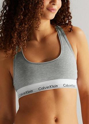 Топ calvin klein