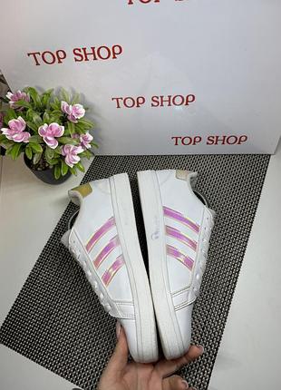 Оригінальні кросівки adidas 5