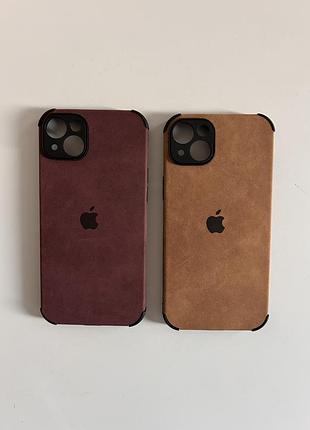Чехол еко-замш з логотипом на айфон iphone 14+ чехол світло коричневий на iphone 14+ чехол винний під замш на 14+ чехол на телефон iphone бургунді