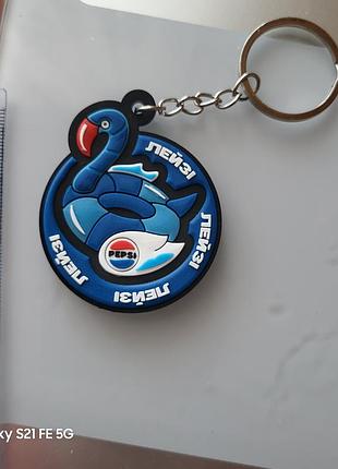 Брелок pepsi лейзі та крейзі 2