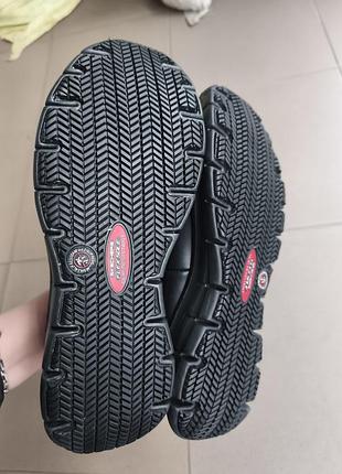 Кожаные кроссовки skechers 3