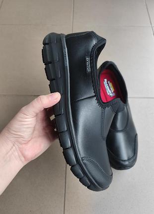 Шкіряні кросівки skechers