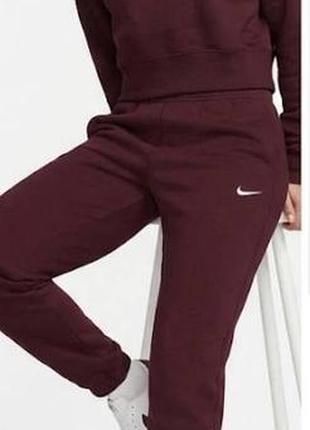 Жіночий костюм nike 2