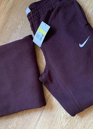 Жіночий костюм nike 6