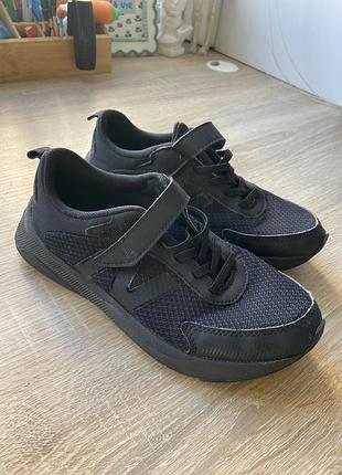Кросівки дитячі new balance чорні