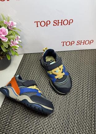 Оригінальні кросівки для дітей clarks липучка
