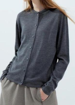 Брендовый кардиган uniqlo