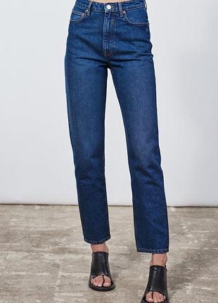 Zara джинси mom fit