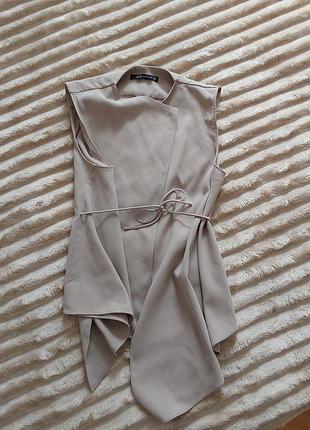 Подовжений жилет на запах zara
