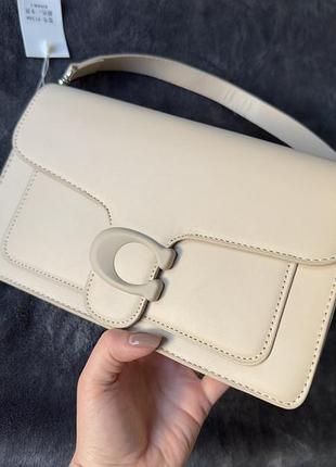 Продаю сумочку жіночу бежеву типу coach , параметри 26x16x6