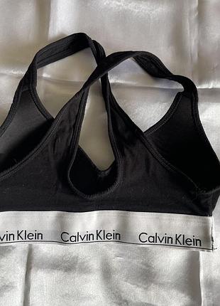 Топ оригінальний calvin klein 4