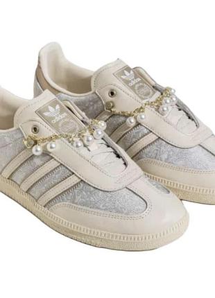 Кеди adidas samba saltwater pearl - оригінальні кросівки  adidas. продаю так як виявились завеликі, пише що 42 розмір по суті 40-40.5 , на широку ногу