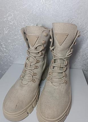 Оригинальные ботинки guess (размер 40 / 26 см), бежевые хайкеры