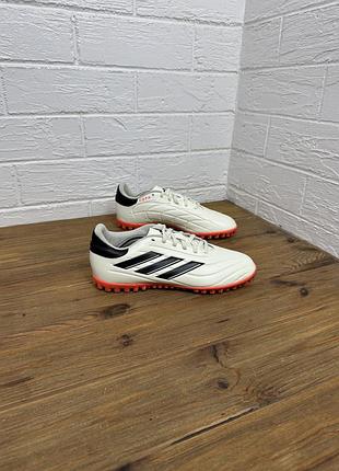 Футбольне взуття adidas оригінал 42
