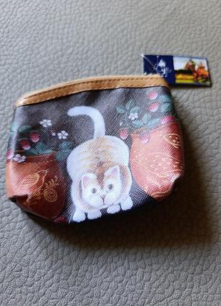 Монетница с котом.