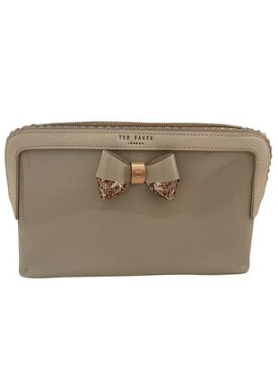 Косметичка бренду ted baker