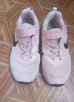 Кросівки для дівчинки nike рожеві 2
