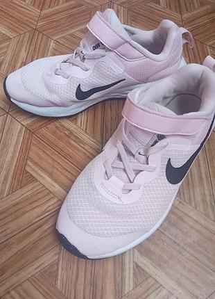 Кросівки для дівчинки nike рожеві 3