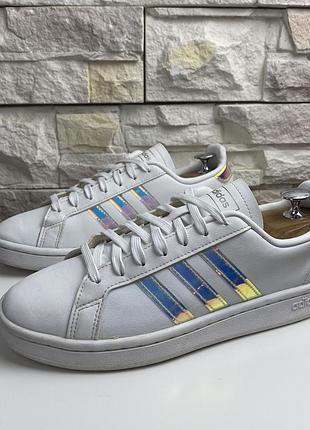 Оригінальні кросівки adidas grand court