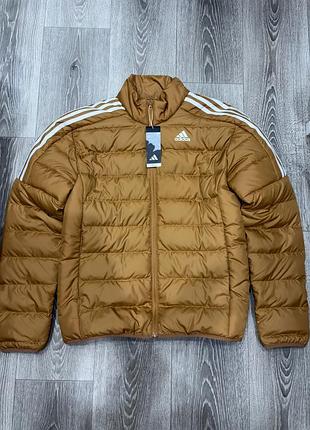 Зимова куртка adidas essentials down jacket brown hk4646, у коричневому кольорі , в розмірі м