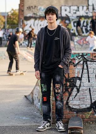 Подростковые джинсы с вышивкой и латками (bear / streetwear) на рост 160-168