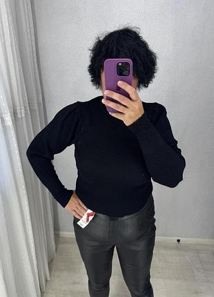 Гарний светр zara