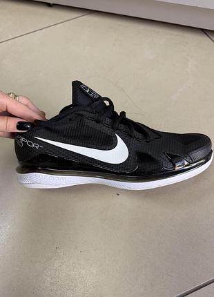 Кроссовки nike